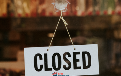 Qué publicar cuando tu negocio está cerrado: estrategia de marca (sin perder alcance ni parecer ausente)